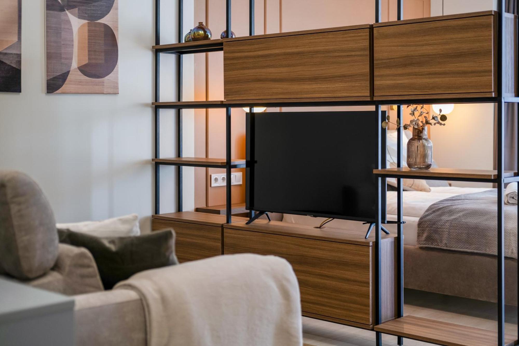 Myflat Wave Luxury 44 Suite Siófok Extérieur photo